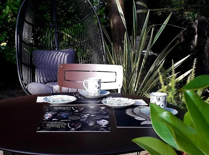 Belle De Dune Bed & Breakfast 4*